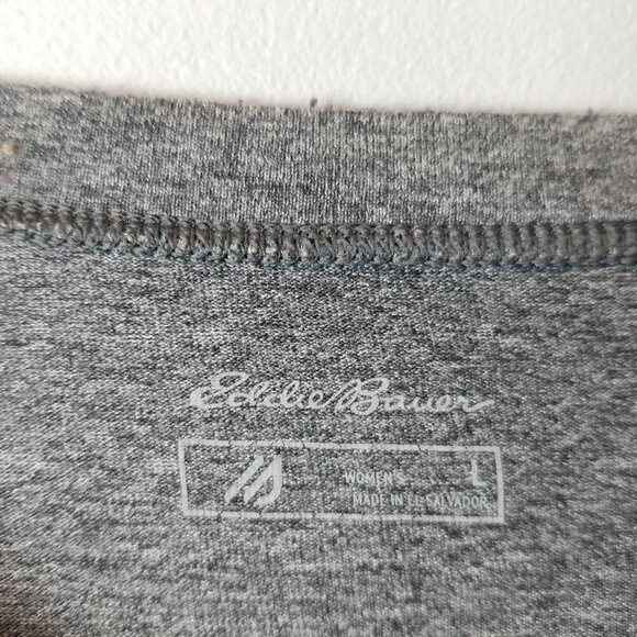 Eddie Bauer FreeDry V-neck T-Shirt Large - Picture 3 of 7